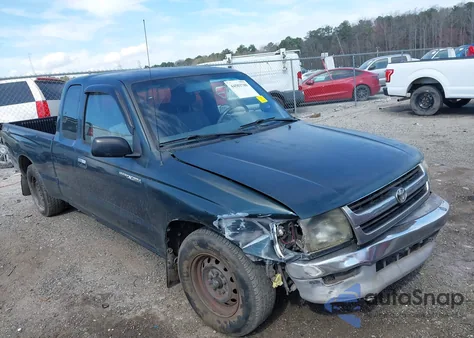 1998 Toyota Tacoma z USA, uszkodzony, nr VIN 4TAVL52N9WZ081003